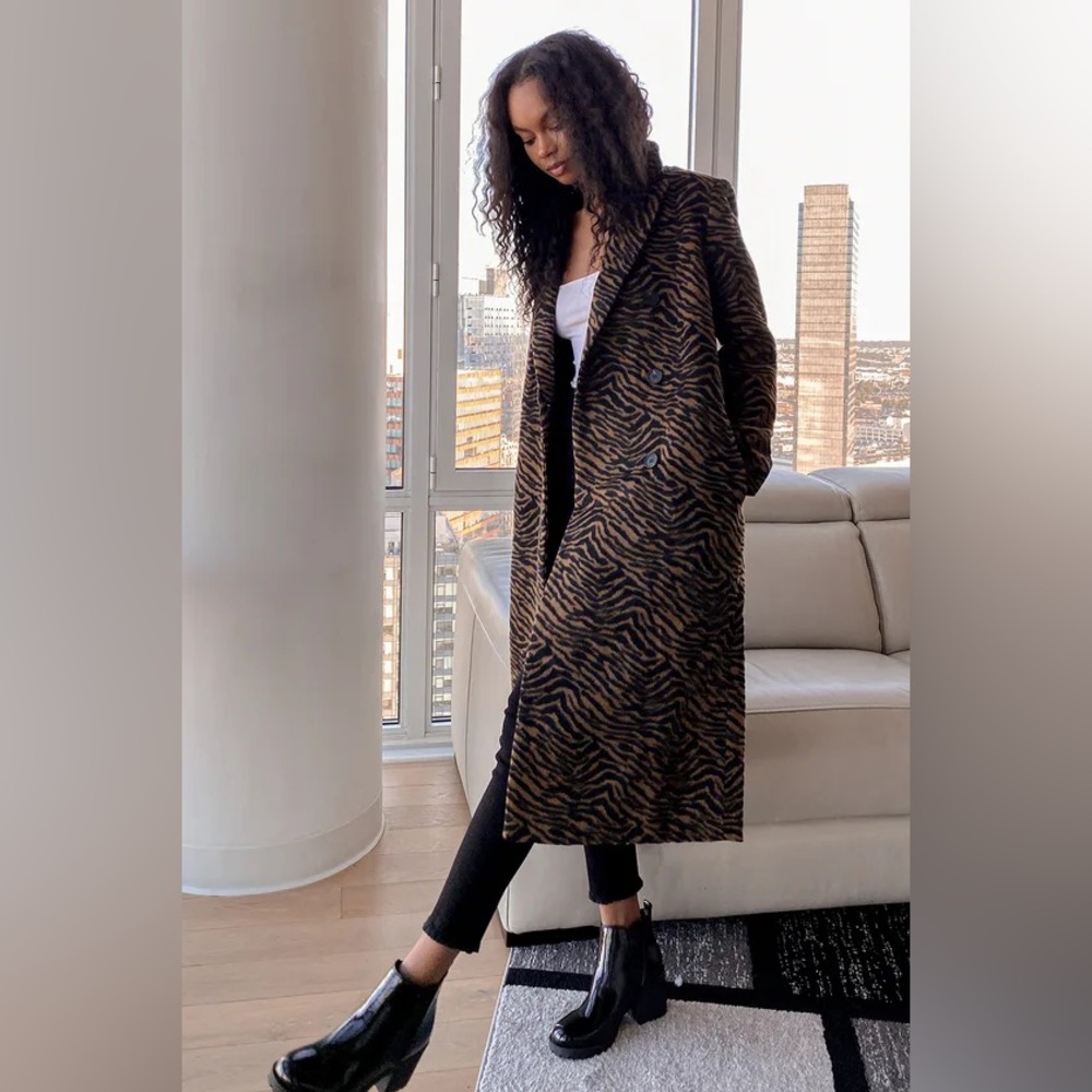 Lulus Keep Things Chic Animal Print Coat BNWT